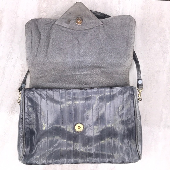 Genuine eel skin crossbody purse - Picture 3 of 8